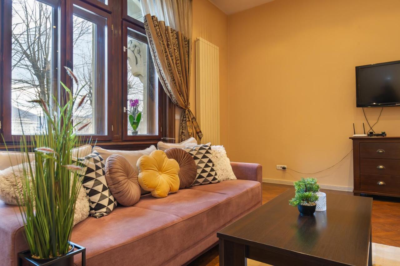 Central Park Residence 브라쇼브 외부 사진